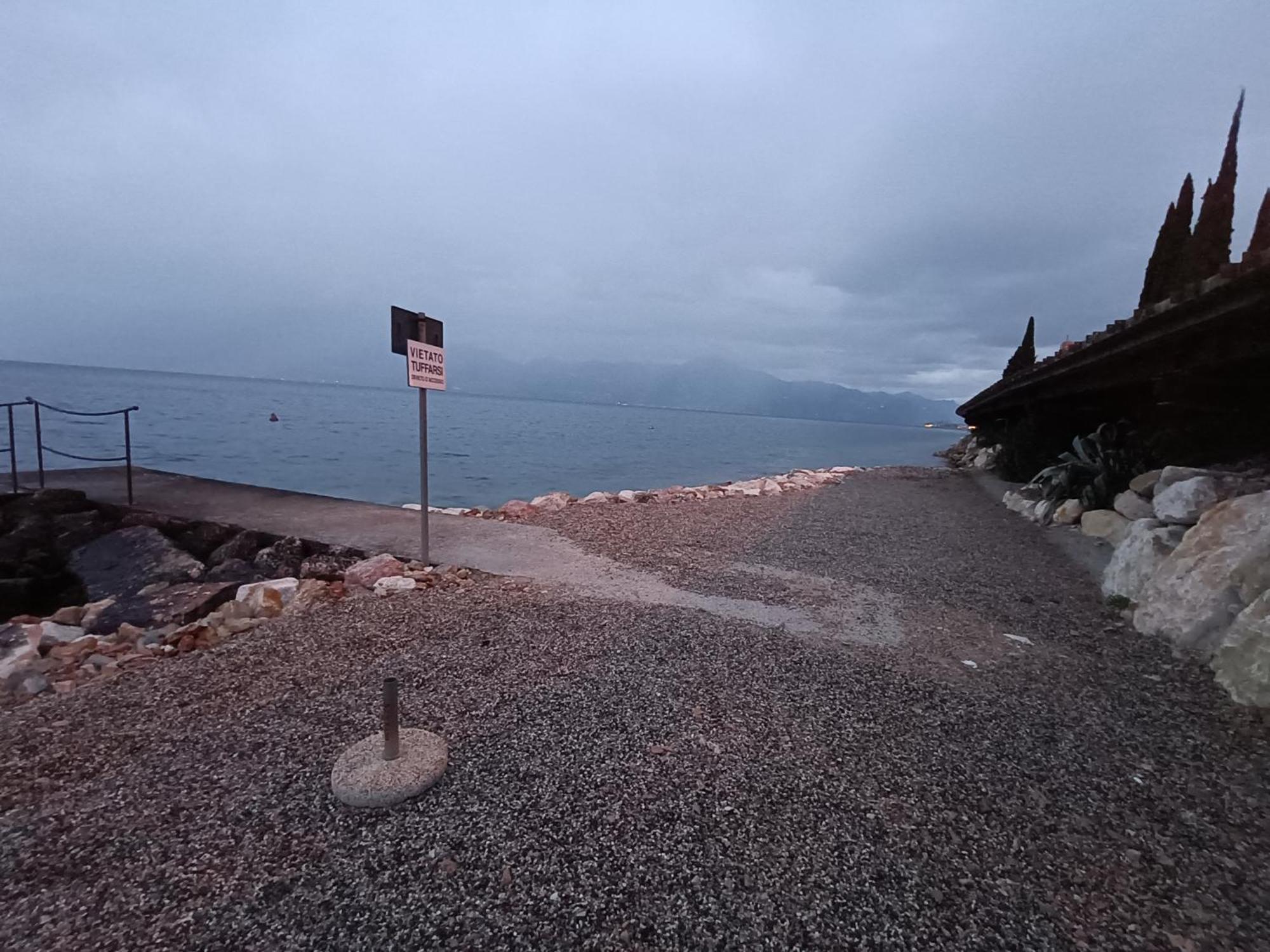 Apartmán Bellavista Eremitaggio Torri Del Benaco Exteriér fotografie