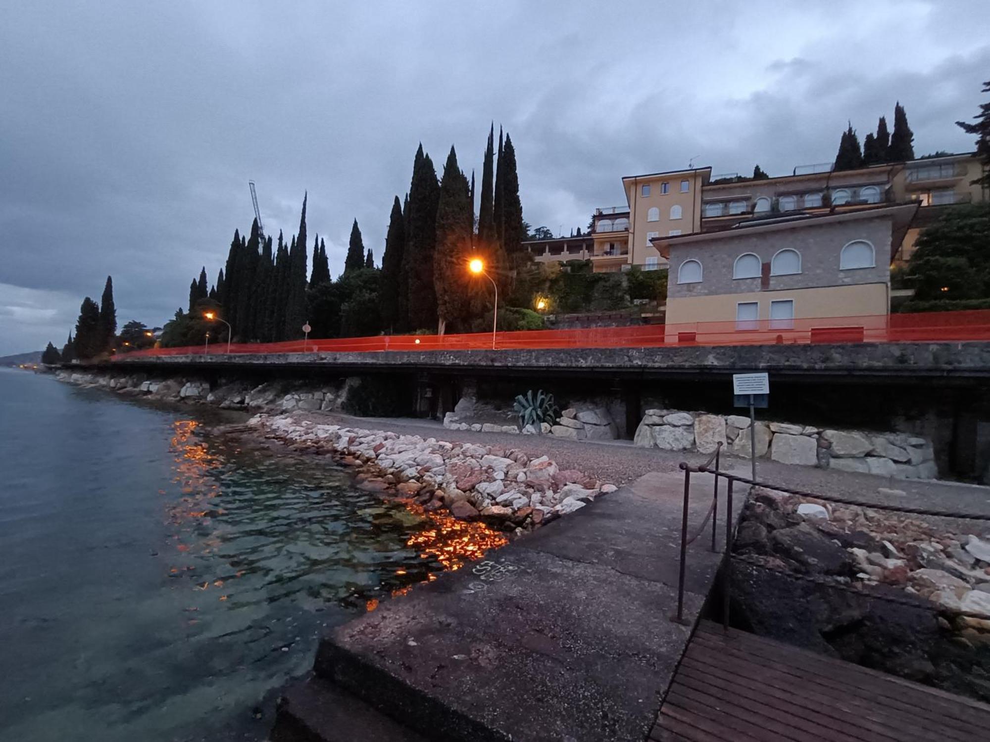 Apartmán Bellavista Eremitaggio Torri Del Benaco Exteriér fotografie